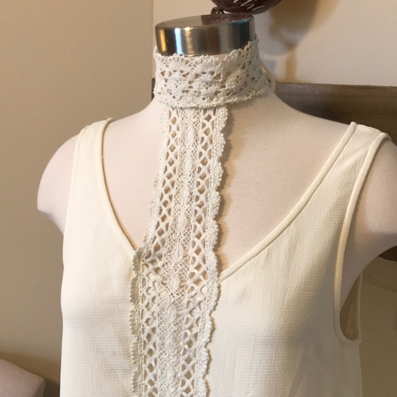 Entro Dress - Picture 2 of 4